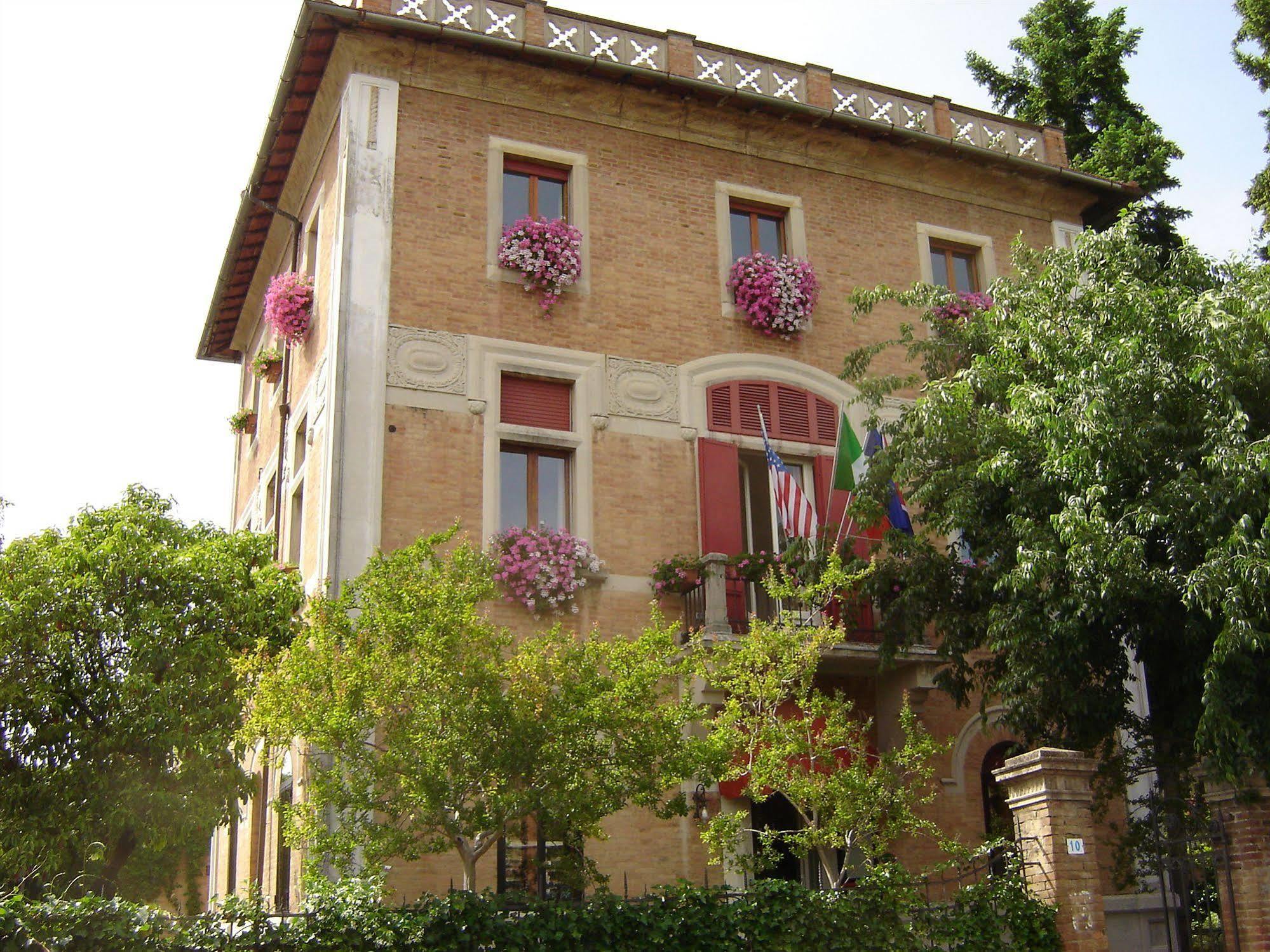 Villa Elda Boutique Hotel 锡耶纳 外观 照片