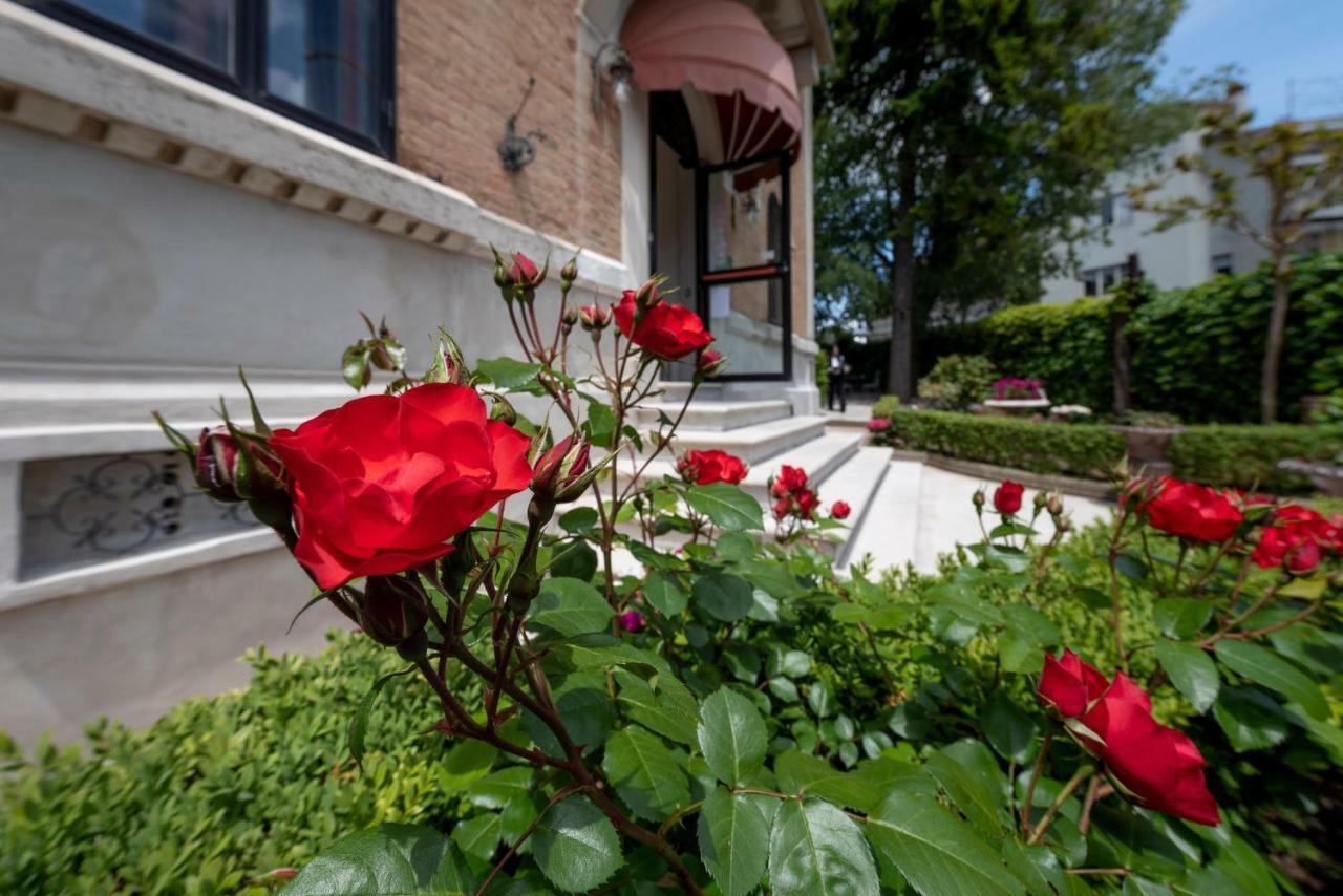 Villa Elda Boutique Hotel 锡耶纳 外观 照片
